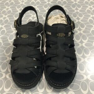 vintage y2k kids “Tahoe” Lugz sandals